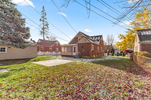 15404 Belmont Avenue, Allen Park, MI 48101