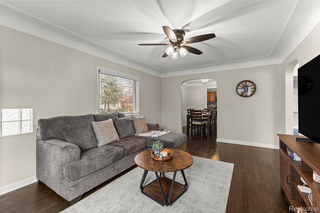 15404 Belmont Avenue, Allen Park, MI 48101