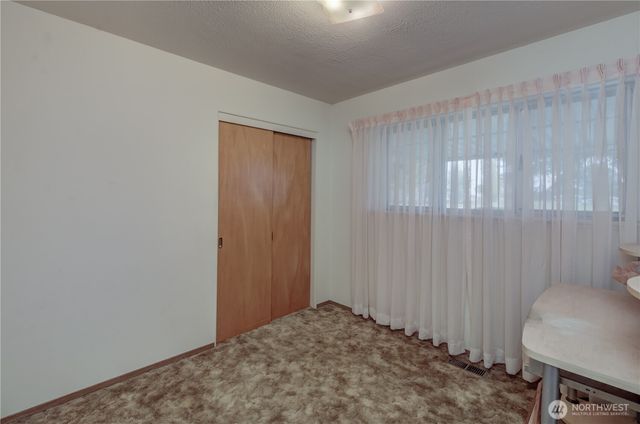 10586 NW P.2 Road, Quincy, WA 98848