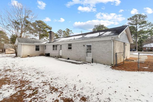 7124 Fillyaw Road, Fayetteville, NC 28303