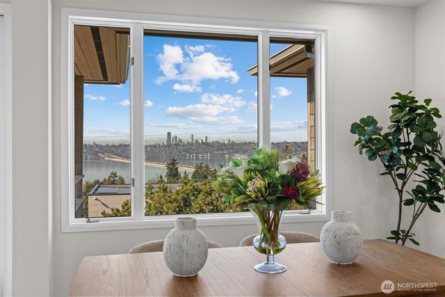 2800 68th Avenue SE, Mercer Island, WA 98040