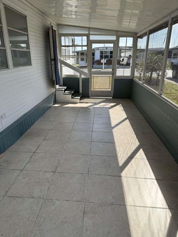 10885 SE Federal Hwy 96, Hobe Sound, FL 33455