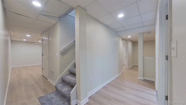 715 Lakeside Drive, Waterford Charter Township, MI 48328