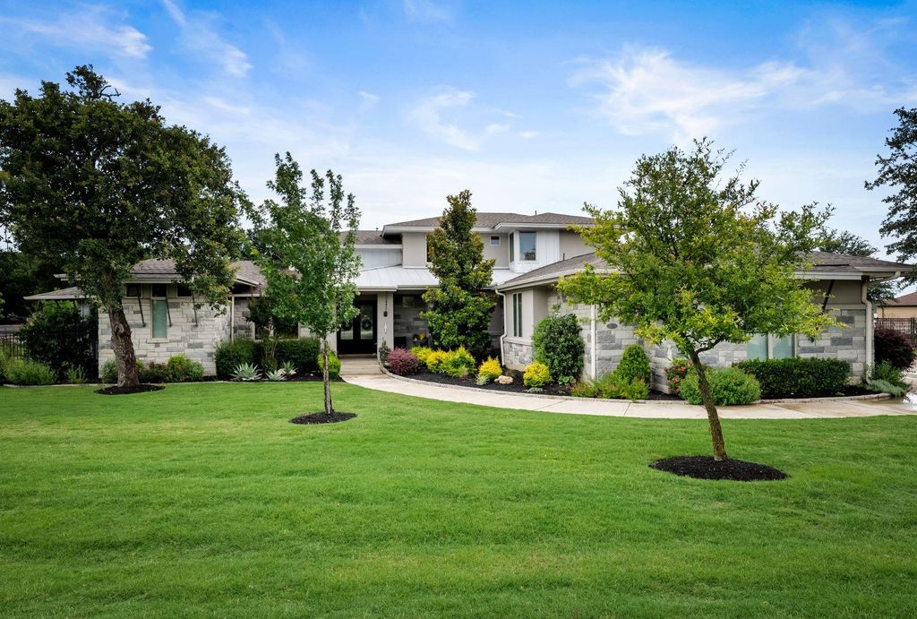 495 Bunker Ranch BLVD, Dripping Springs, TX 78620