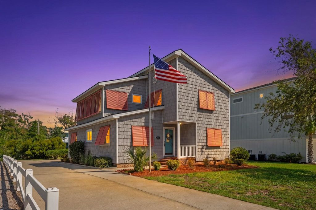 1314 Holly Dr., North Myrtle Beach, SC 29582 — exterior