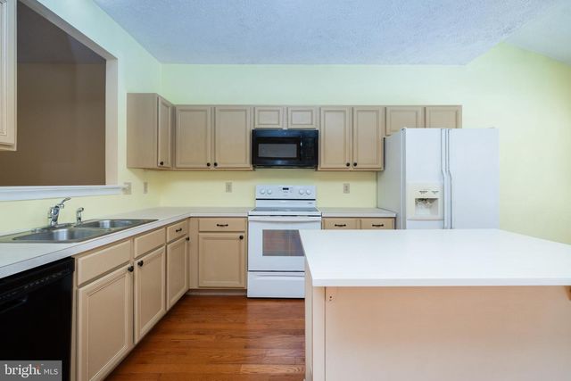 532 SOUTHHAMPTON LN, Wilmington, DE 19808