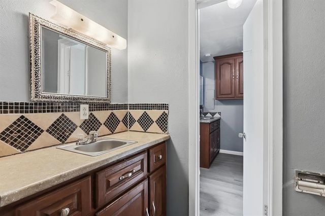 1191 County Road 3240, Mt Pleasant, TX 75455