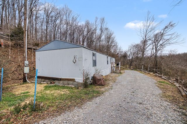 424 Bear Creek Trail, Centerville, TN 37033