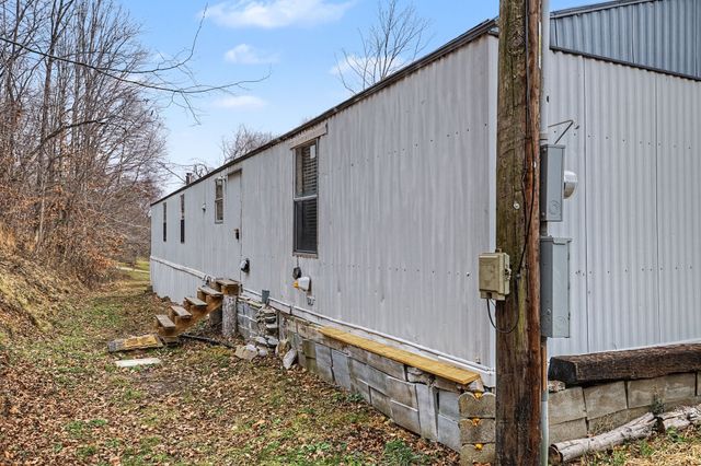 424 Bear Creek Trail, Centerville, TN 37033