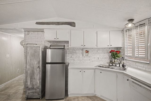 424 Bear Creek Trail, Centerville, TN 37033