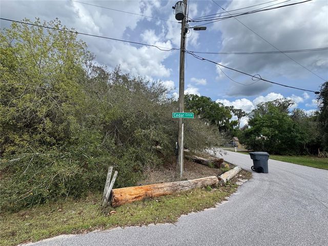 CEDAR CIRCLE, Lake Wales, FL 33898