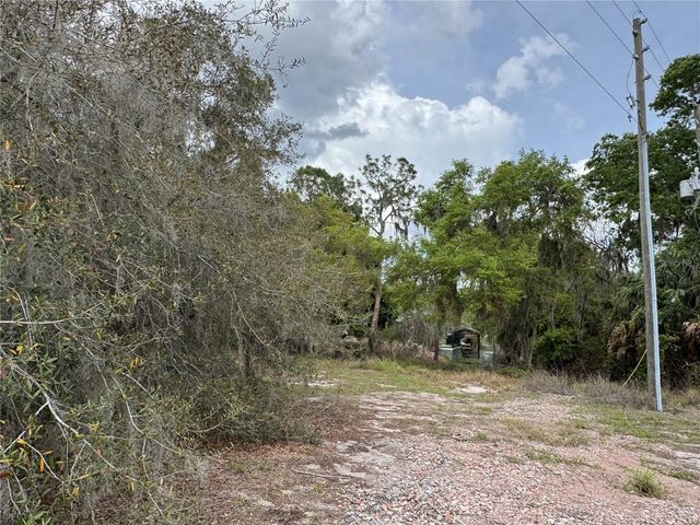 CEDAR CIRCLE, Lake Wales, FL 33898