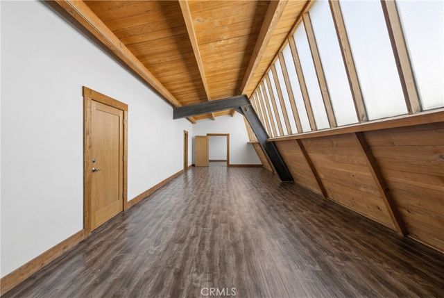 5221 Pacific Boulevard, Huntington Park, CA 90255