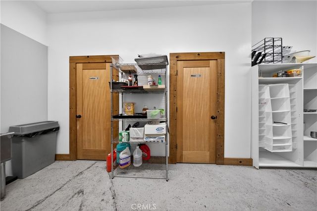 5221 Pacific Boulevard, Huntington Park, CA 90255