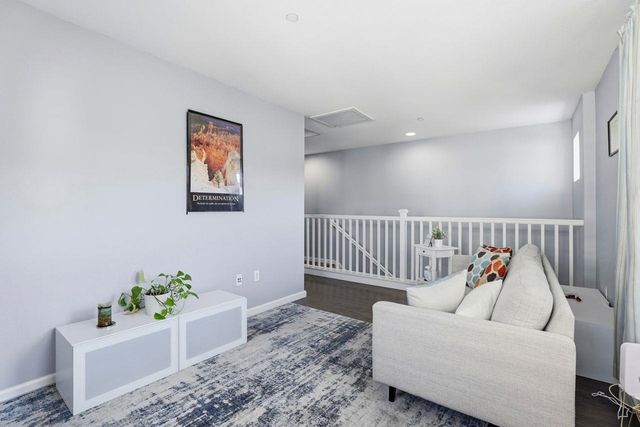 196 Heligan Ln 4, Livermore, CA 94551