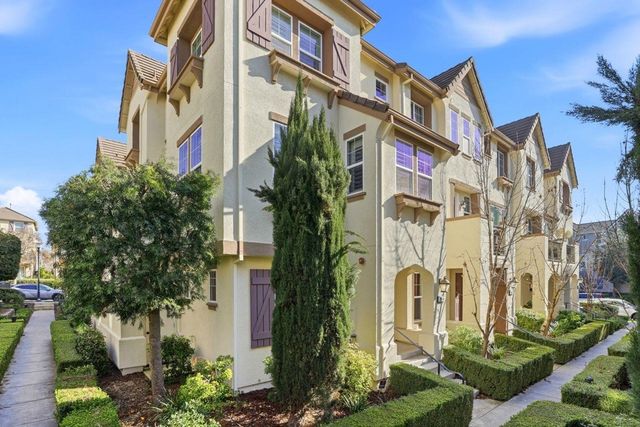 196 Heligan Ln 4, Livermore, CA 94551