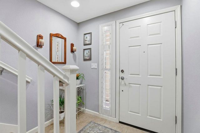 196 Heligan Ln 4, Livermore, CA 94551