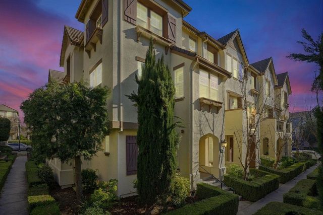 196 Heligan Ln 4, Livermore, CA 94551