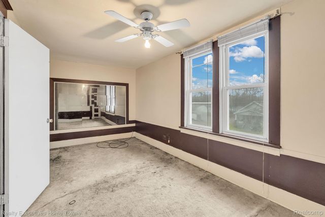 729 13th Street, Port Huron, MI 48060