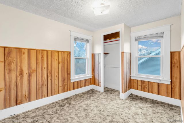 729 13th Street, Port Huron, MI 48060