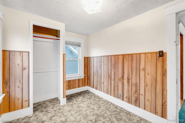 729 13th Street, Port Huron, MI 48060