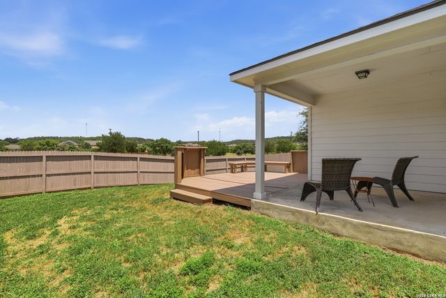 27022 Rustic Cabin, San Antonio, TX 78260