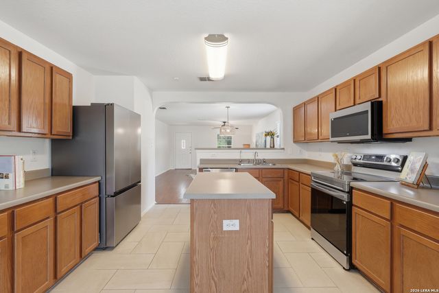27022 Rustic Cabin, San Antonio, TX 78260