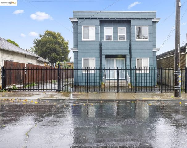 685 37th Street 687, Oakland, CA 94609