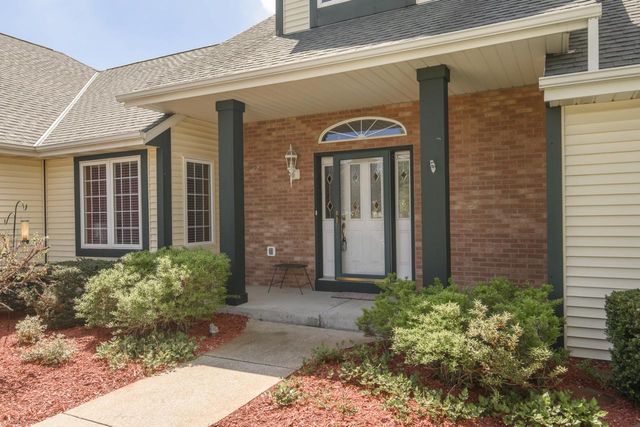 N74W24429 Red Tail COURT, Sussex, WI 53089