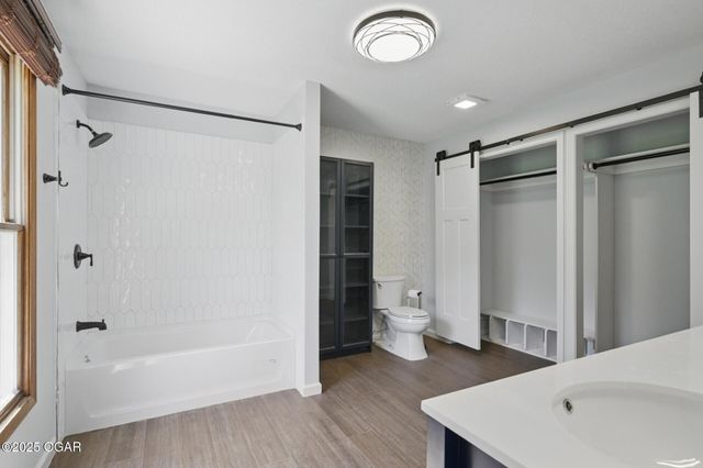 1306 Marion Drive, Neosho, MO 64850