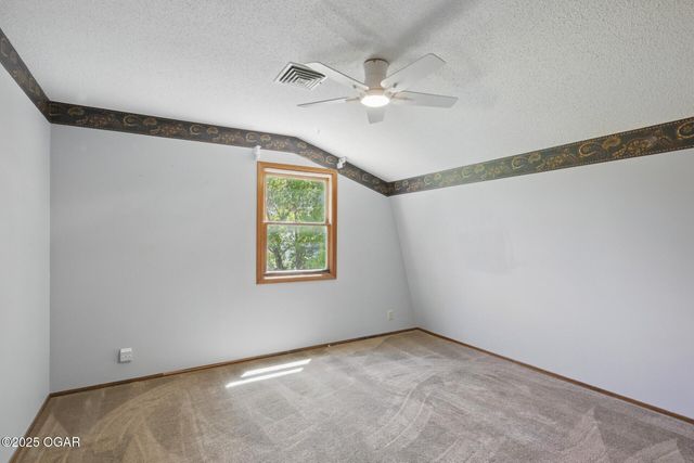 1306 Marion Drive, Neosho, MO 64850