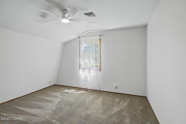 1306 Marion Drive, Neosho, MO 64850