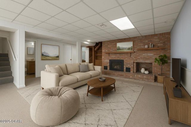 1306 Marion Drive, Neosho, MO 64850