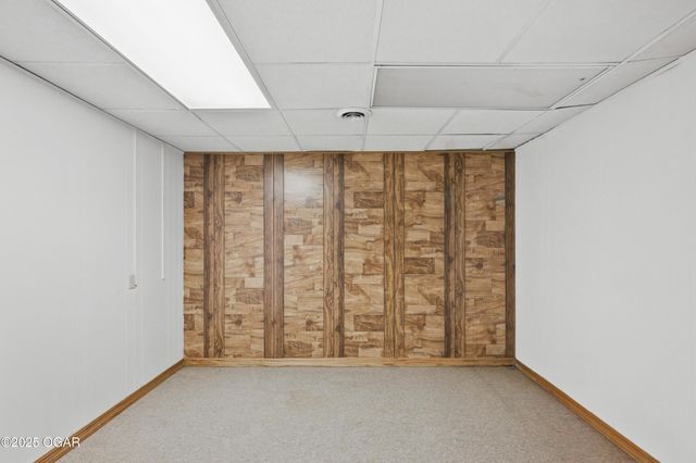 1306 Marion Drive, Neosho, MO 64850