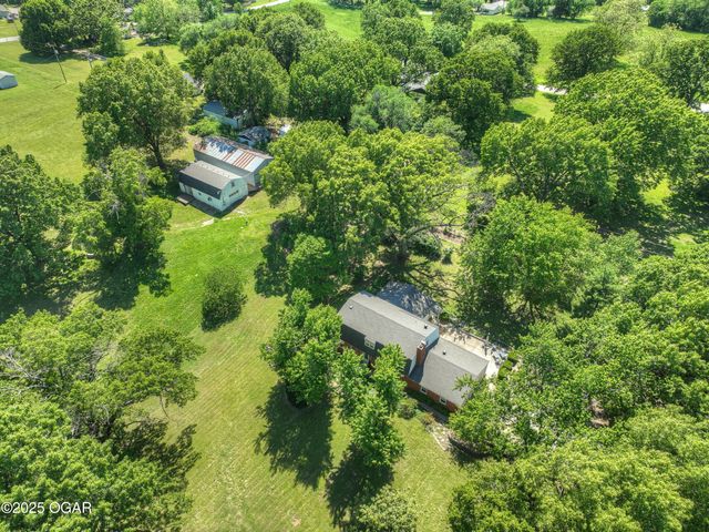 1306 Marion Drive, Neosho, MO 64850