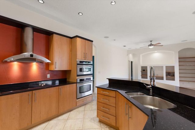 7549 PALMER GLEN CIRCLE, Sarasota, FL 34240