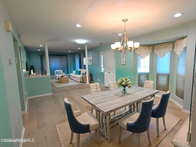 10 Beacon Court 80, Holmdel, NJ 07733