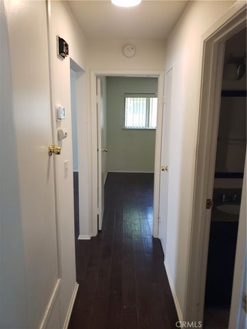 1022 W Calle De Las Estrellas, Azusa, CA 91702