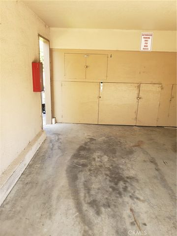 1022 W Calle De Las Estrellas, Azusa, CA 91702