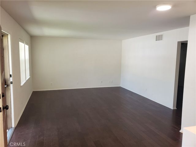 1022 W Calle De Las Estrellas, Azusa, CA 91702