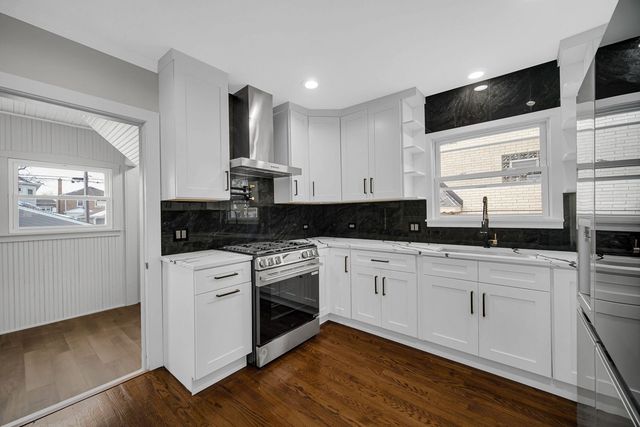 2130 N 74th Court, Elmwood Park, IL 60707