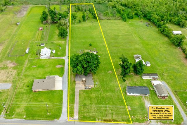 766 Bayou Blue Rd, Houma, LA 70364