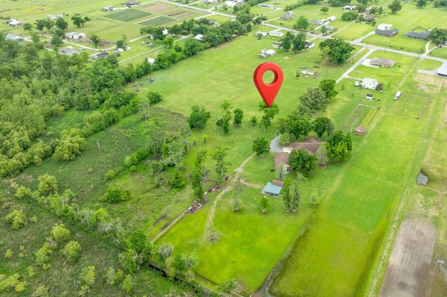 766 Bayou Blue Rd, Houma, LA 70364