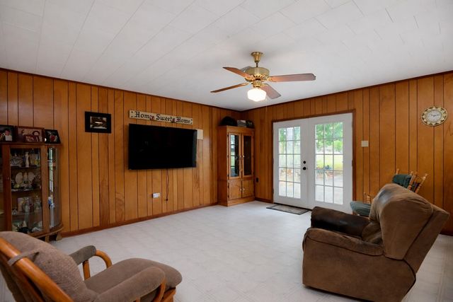 766 Bayou Blue Rd, Houma, LA 70364