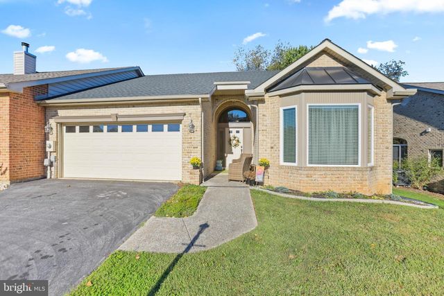 123 MORNINGSIDE DR, Falling Waters, WV 25419