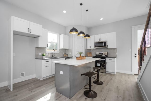 2105 Sam Wilson Street A, Houston, TX 77020