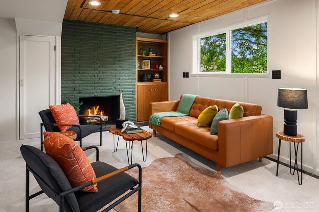 3902 S Genesee Street, Seattle, WA 98118