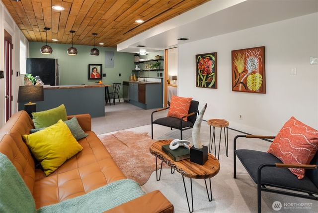 3902 S Genesee Street, Seattle, WA 98118