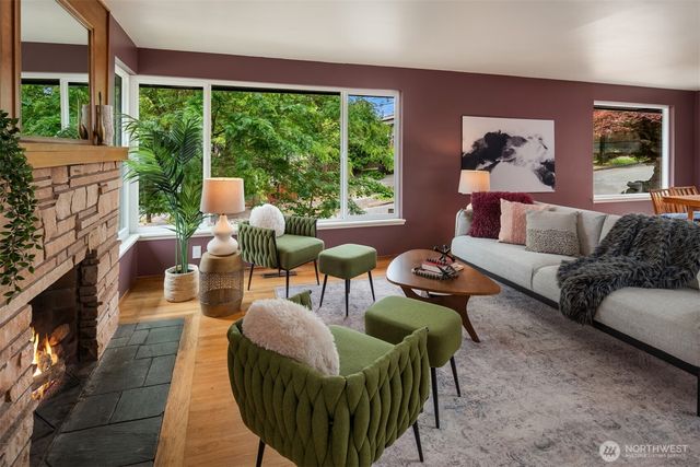 3902 S Genesee Street, Seattle, WA 98118