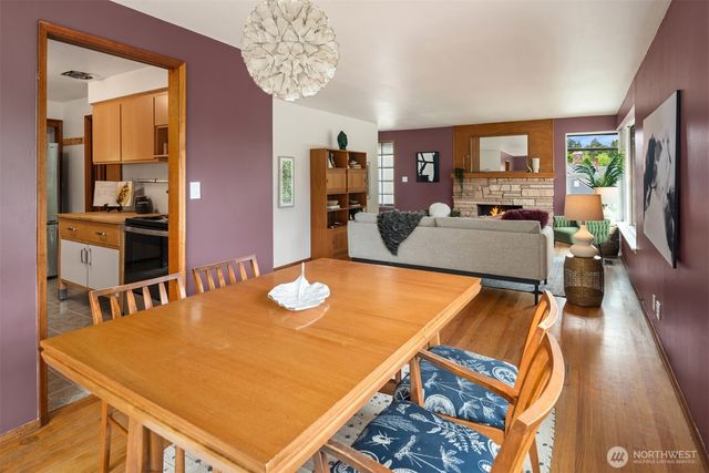 3902 S Genesee Street, Seattle, WA 98118